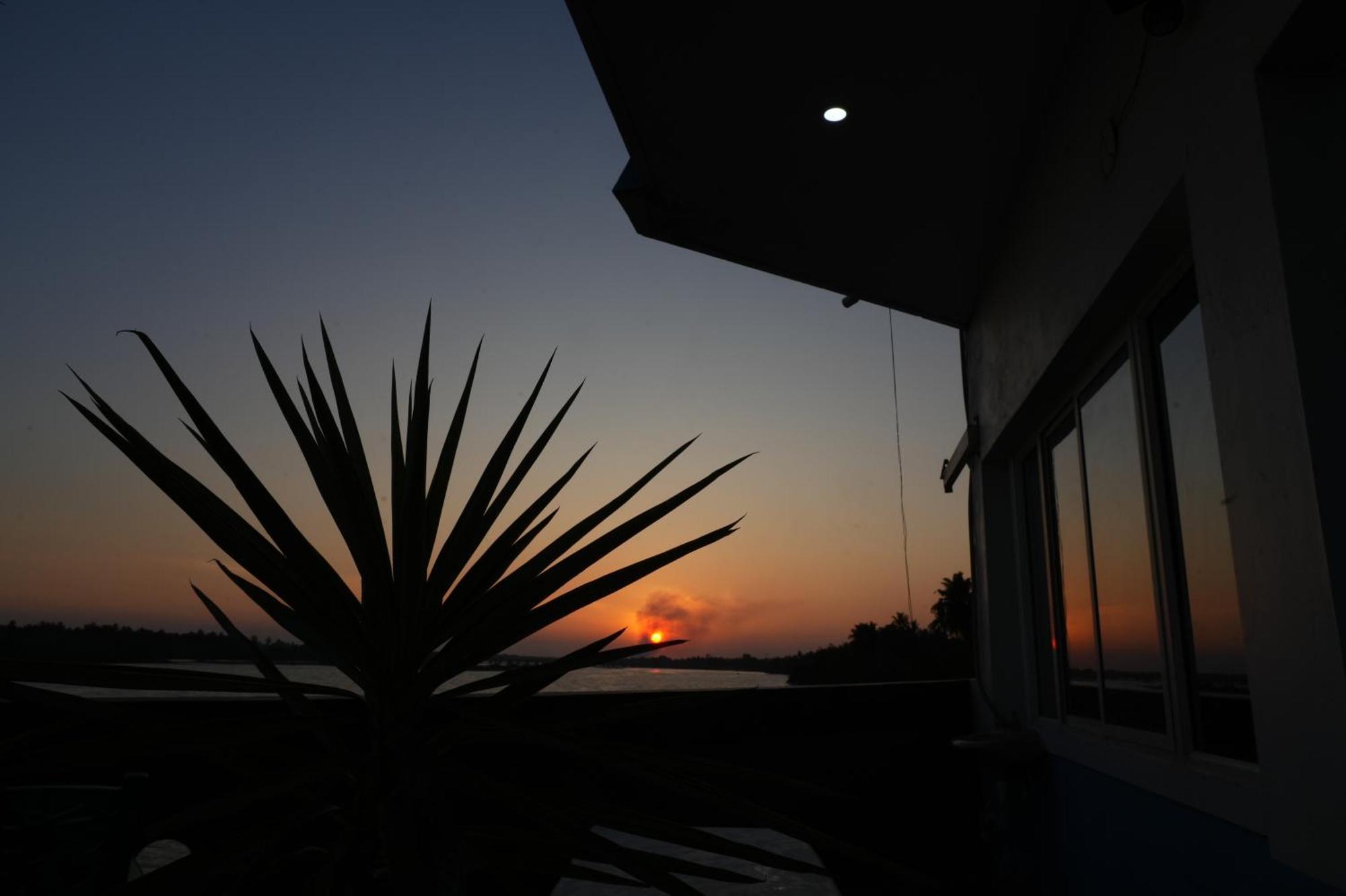 Victoria'S River View Resort Pondicherry Exterior photo