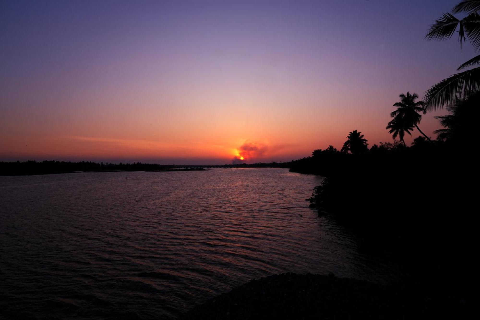Victoria'S River View Resort Pondicherry Exterior photo